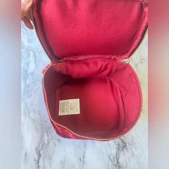 New Sézane Red Velvet Vanity Case Cosmetic Bag Crushed Velvet - Picture 7 of 9